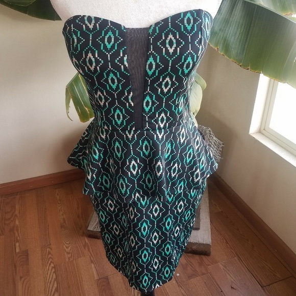 Hot Gal Large Strapless Dress Black Green Padded - Picture 7 of 8